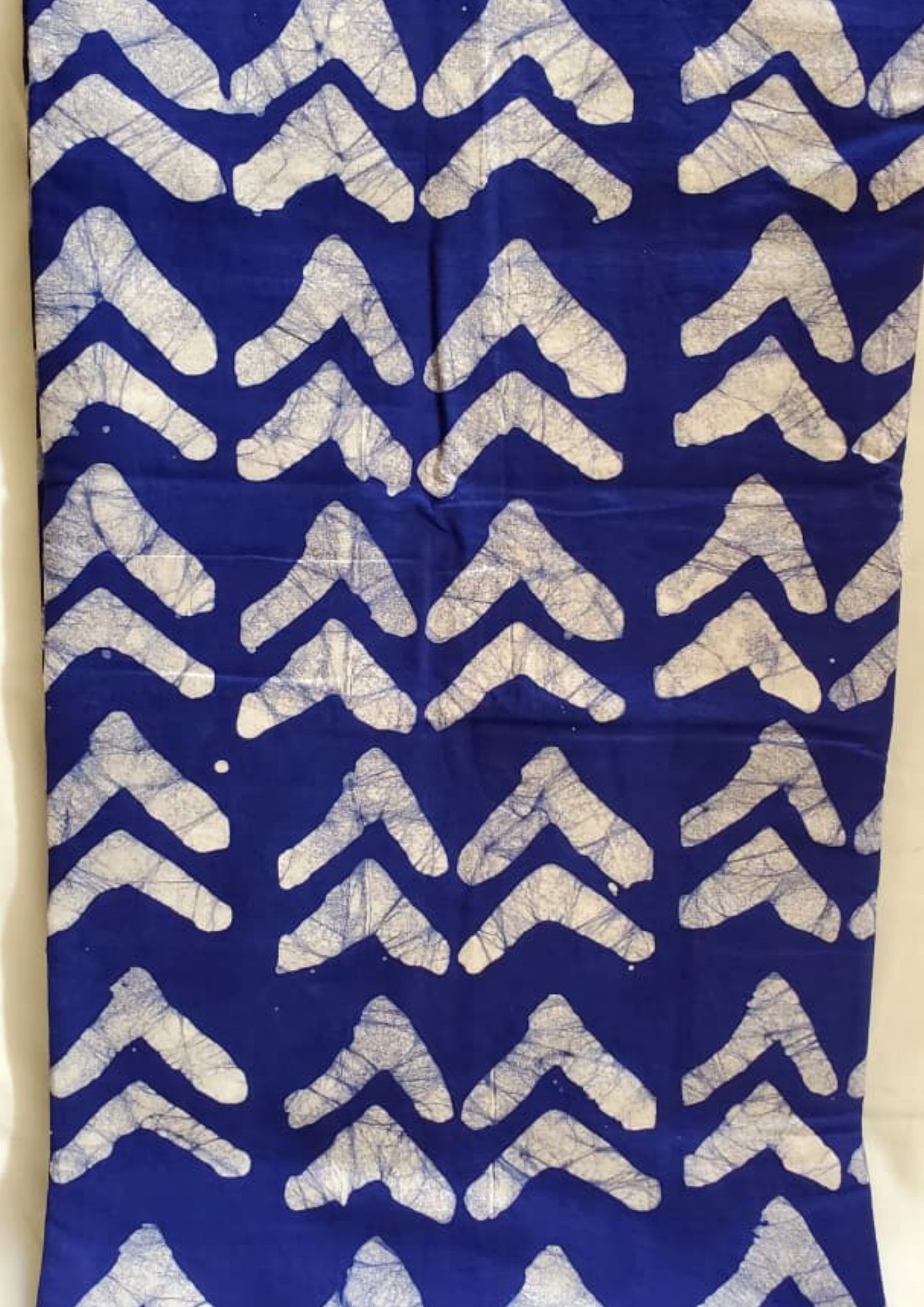 Wozho Design — AW-CI-WO-010-26 — Bleu indigo, écru